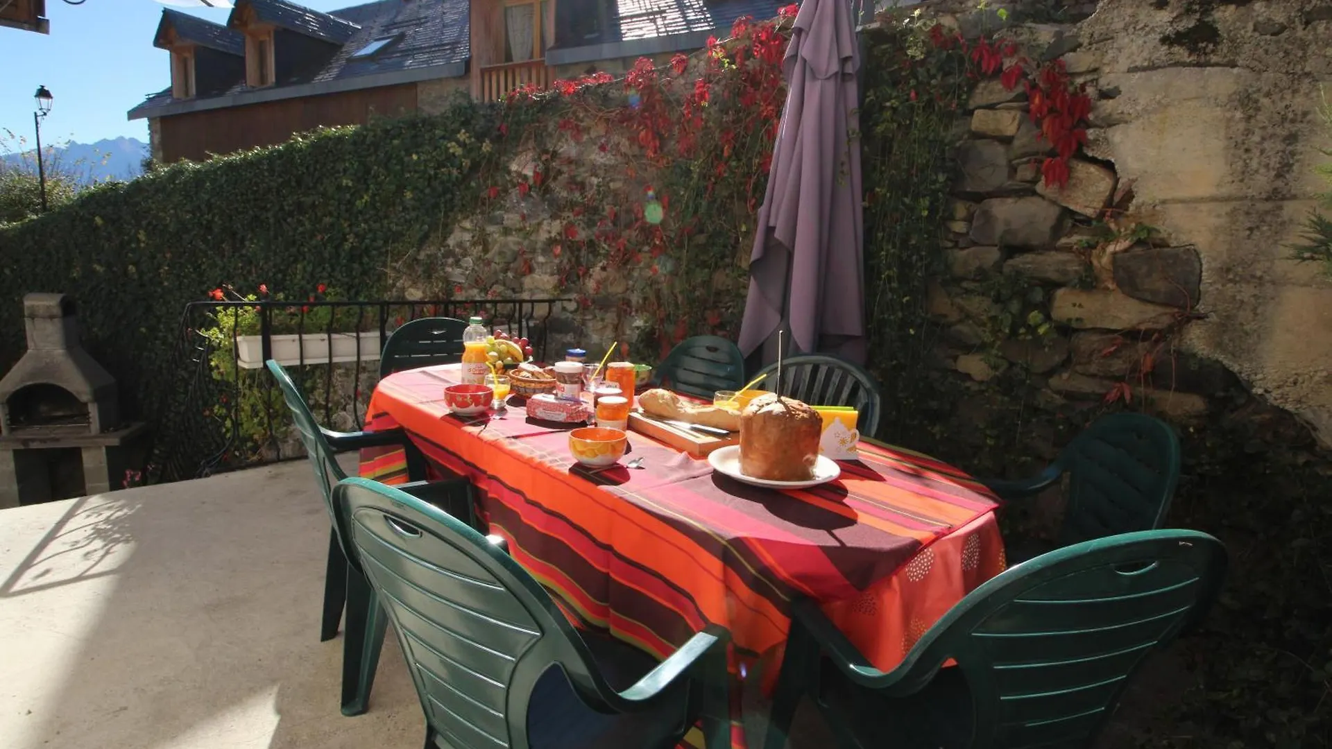 Le Gite 5 Mn De Luchon - Jardin Garage Et Parking Benque-Dessous-et-Dessus 0*,  Francia